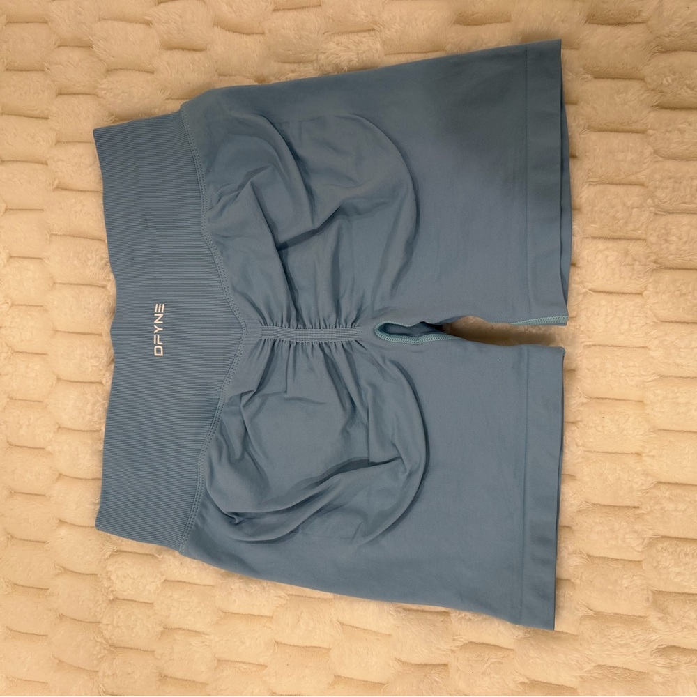 Dfyne Dynamic Shorts 4.5” - Picture 8 of 16